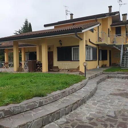 Casa Vacanze Alice E Arianna Cairo Montenotte Exterior photo